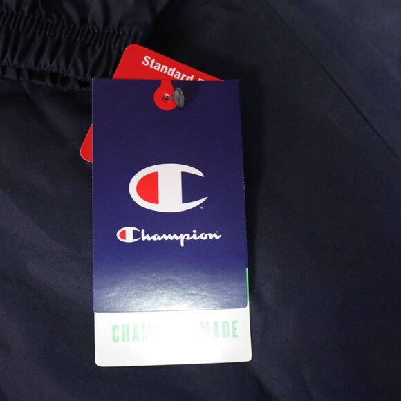 Champion Logo V1015 Full Zip Jacket Lightweight Wind Water Resistant Men's M NWT - Picture 2 of 6